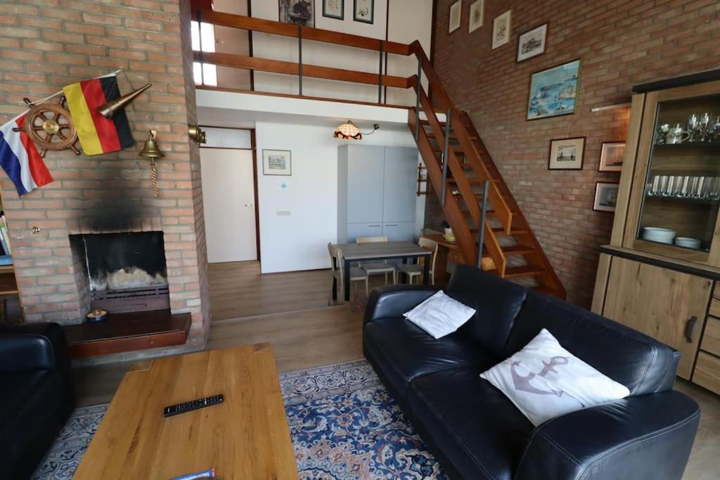 Vakantiehuis Lepelblad 37* *